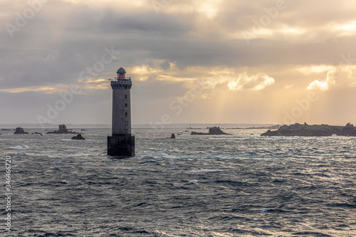 Sailing inside Ushant, Passage du Fromveur