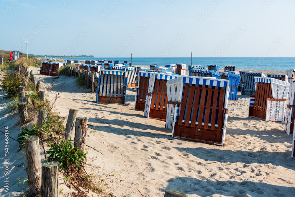 Φωτογραφία Unter den Beschränkungen der Corona Pandemie hatten die Touristenzentren in Schleswig-Holstein besonders zu leiden