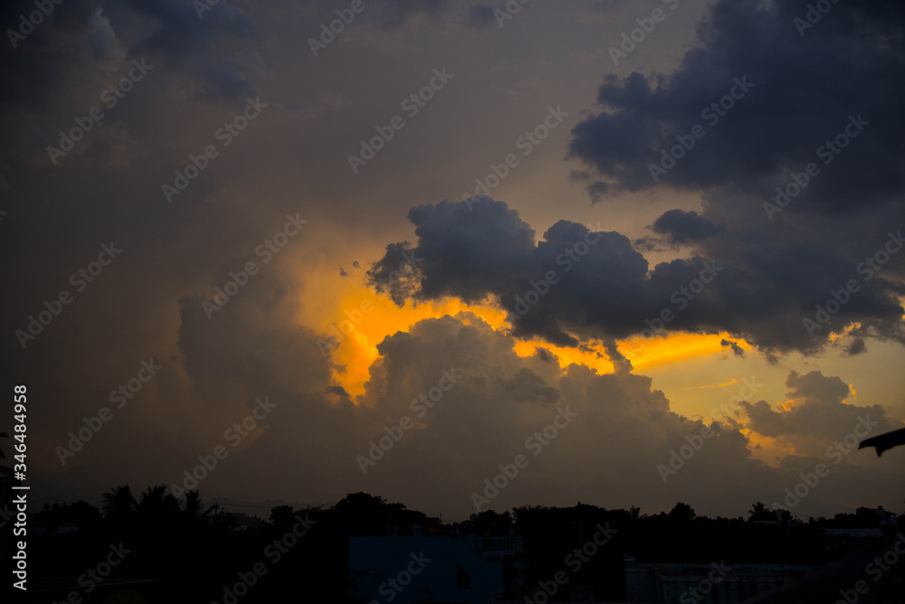 Fototapeta premium sunset over the city