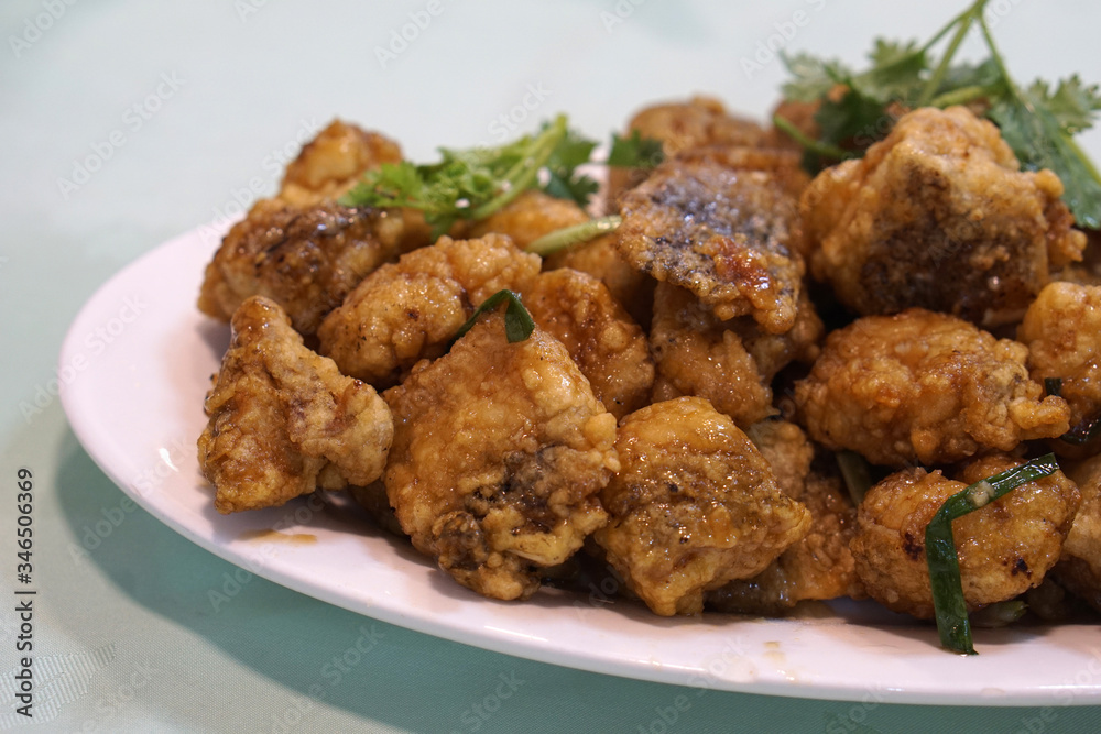 chinese cuisine, Hong Kong seafood restaurant, Fried Rock Cod Bone chinese cuisine, Hong Kong seafood restaurant, Fried Rock Cod Bone