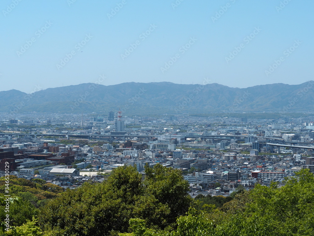 稲荷山から見る京都の市街地の景色（京都市伏見区）