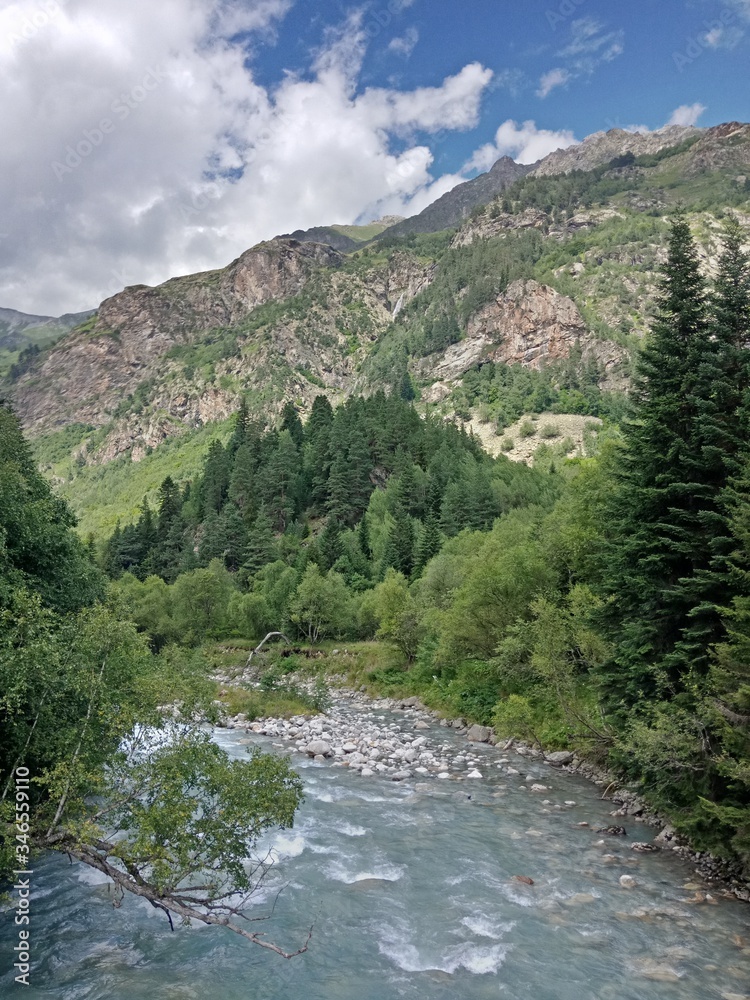 river in mountains