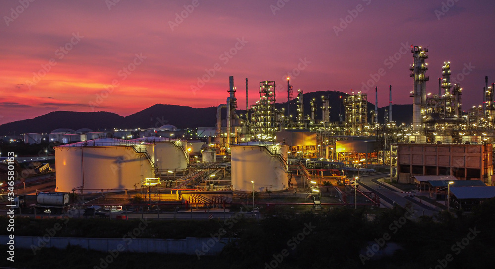 Gas and oil production sources that are turning on lights in order to wait for work to produce fuel or gas during  such as sunset