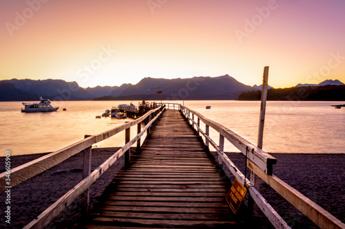 Atardecer en el muelle 