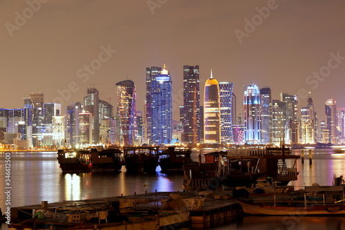 Doha capitale du Qatar, by night