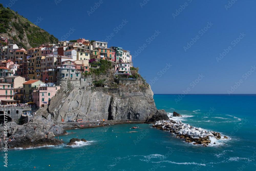 Manarola, domy na skale - Cinque Terre, Liguria, Włochy
