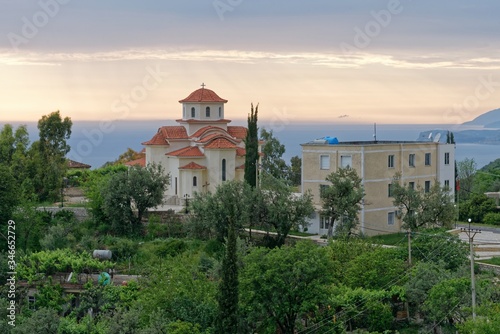Albanien - Lukova - Kirche des Athanasius photo