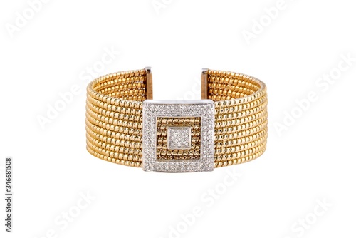 Foto Closeup shot of an elegant bangle bracelet isolated on a white background