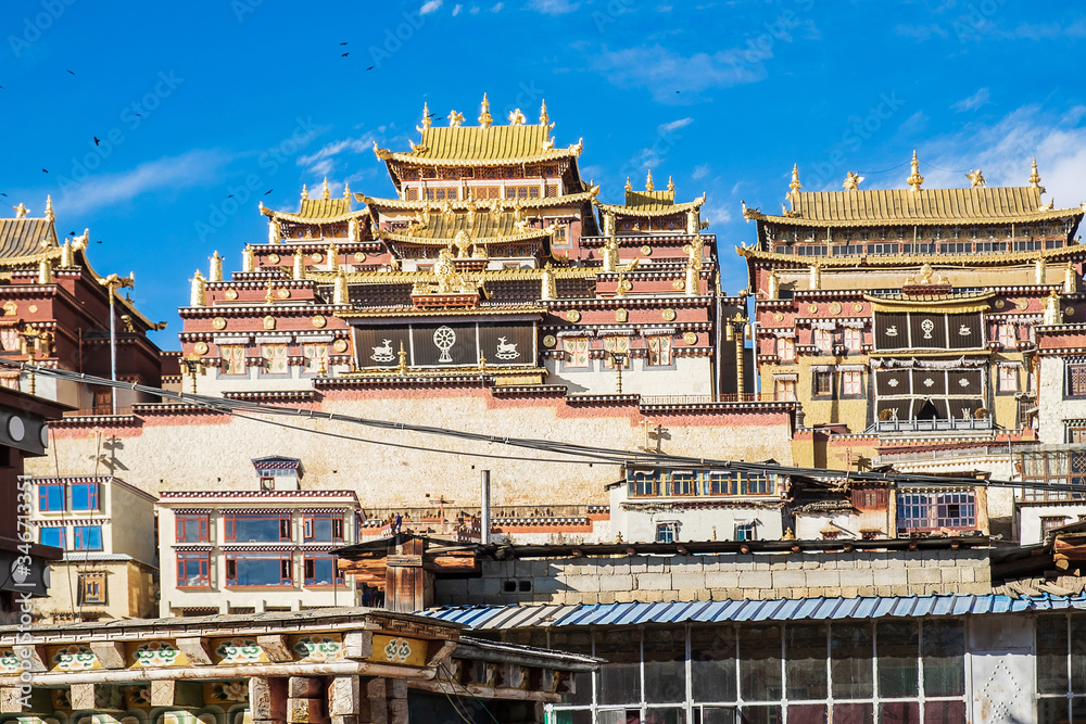 Songzanlin Temple or the Ganden Sumtseling Monastery also known as little Potala Palace in Lhasa, is a Tibetan Buddhist monastery located in Zhongdian city ( Shangri-La) Yunnan, China
