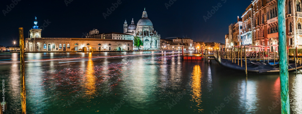 Fototapeta premium Tale of a night in Venice