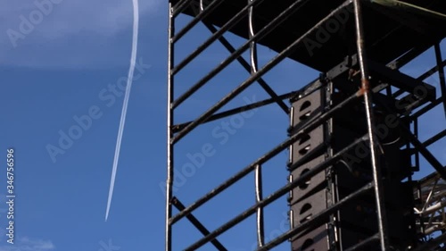 Jet steam behind hanging speaker rig photo