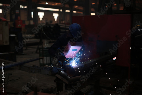 metalworking industry: finishing metal working internal steel