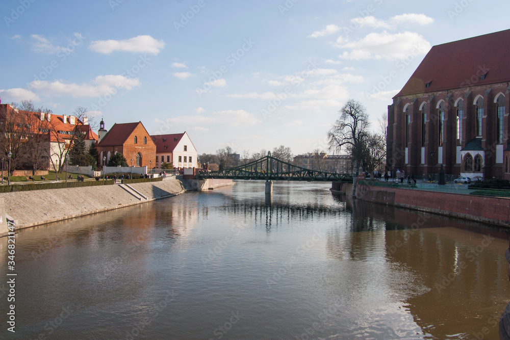 Obraz premium city, river, water, architecture, sky, panorama, europe, travel, building, cityscape, sea, harbor, bridge, town, view, urban, blue, landscape, skyline, reflection, italy, port, panoramic, old, boat