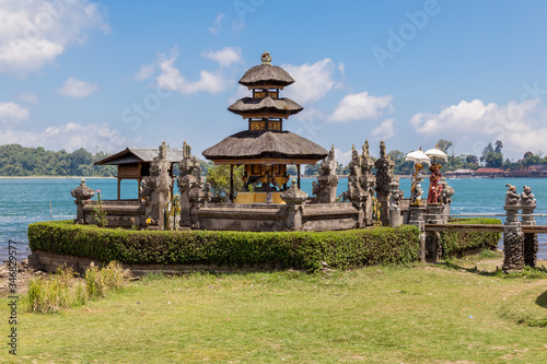 Bali temple pura ulun danu bratan