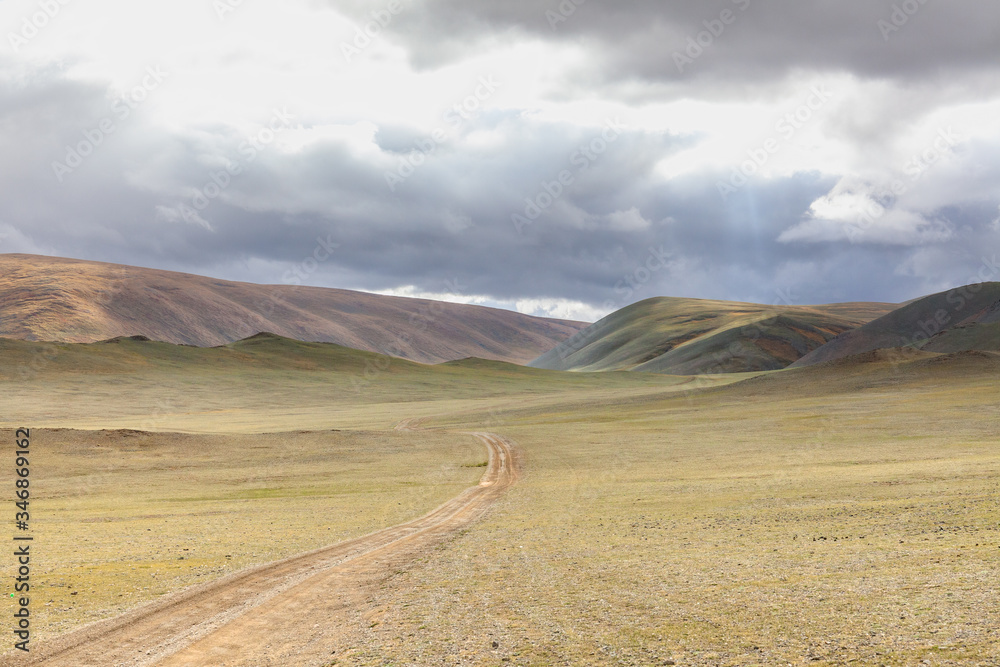 Obraz premium Typical landscapes of Mongolia. mountain slopes and valleys. Altai, Mongolia