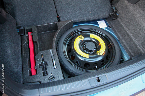Emergency spare wheel of new vehicle