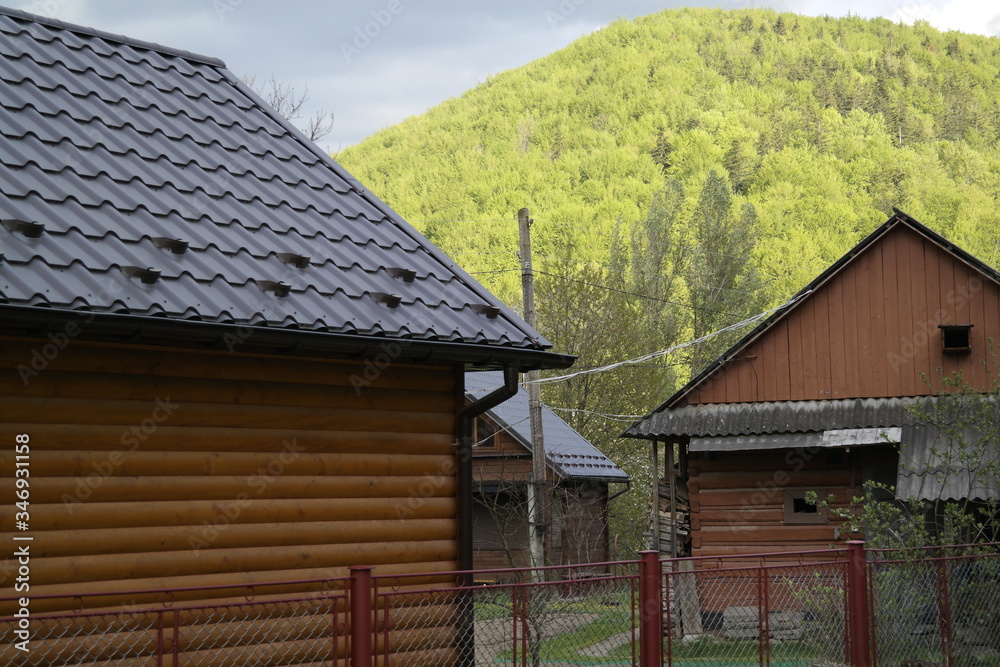 Obraz premium old wooden house