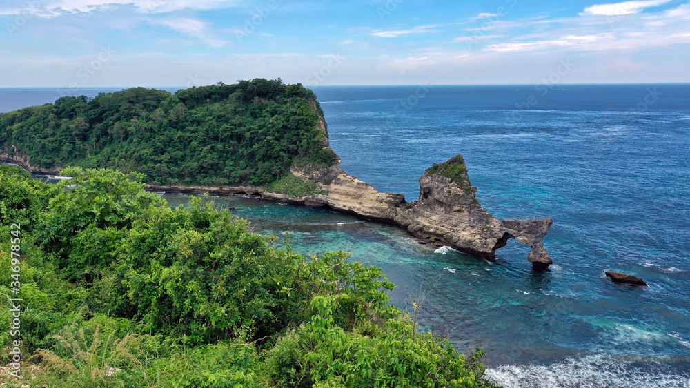 Fototapeta premium beautiful Atuh beach located on the island of Nusa Penida in Indonesia