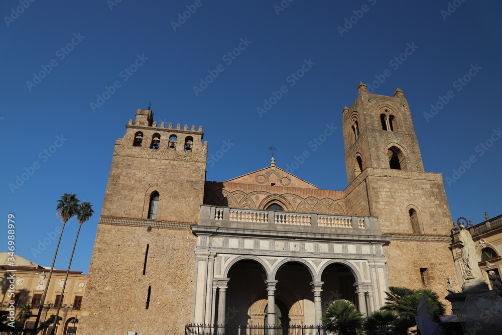 architecture en Sicile ville de Monreale cathédrale