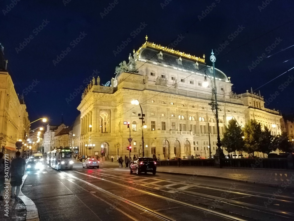 Fototapeta premium Národní Divadlo 