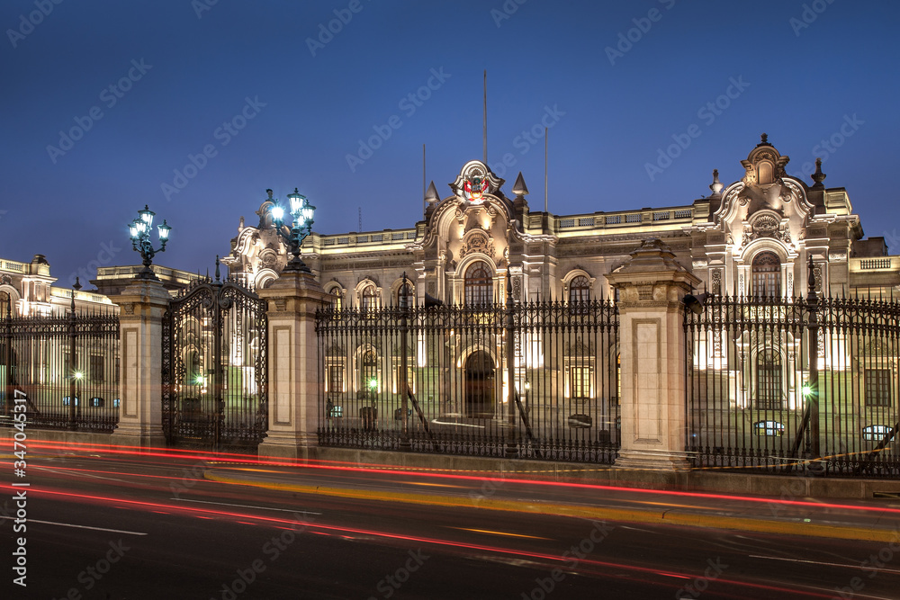 NIGHT VIEW OF GOVERNMENT PALACE OF PERU