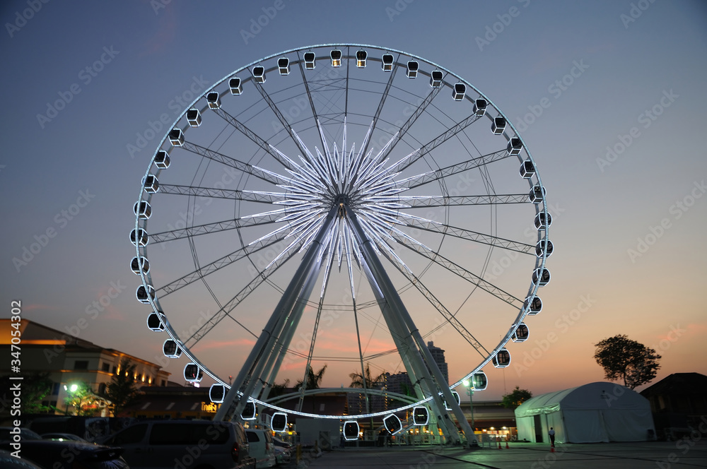 Ferris Wheel at Dusk