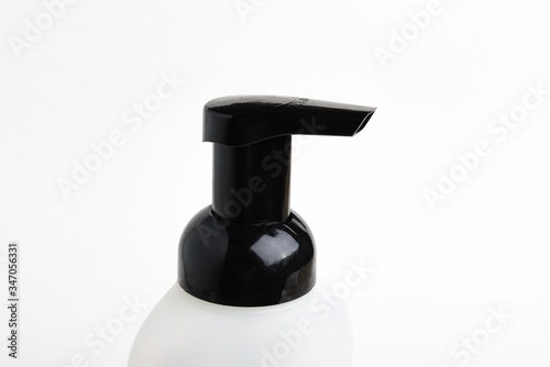Top Cap Of Black & White Foam Hand Soap Pump Dispenser