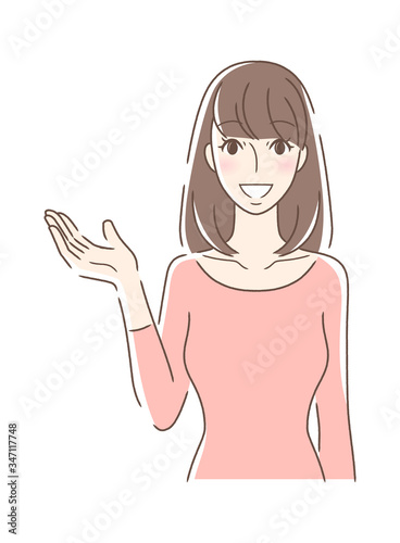 笑顔で手を差し出す正面向きの女性