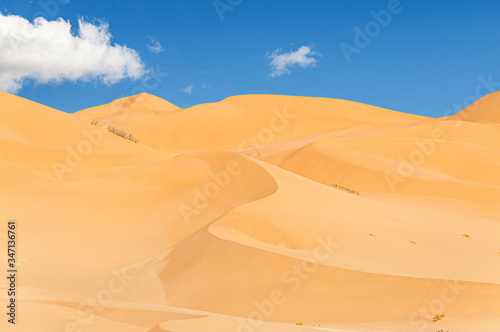 Offroad Jeep safari in the Omani Rub al-Chali Desert