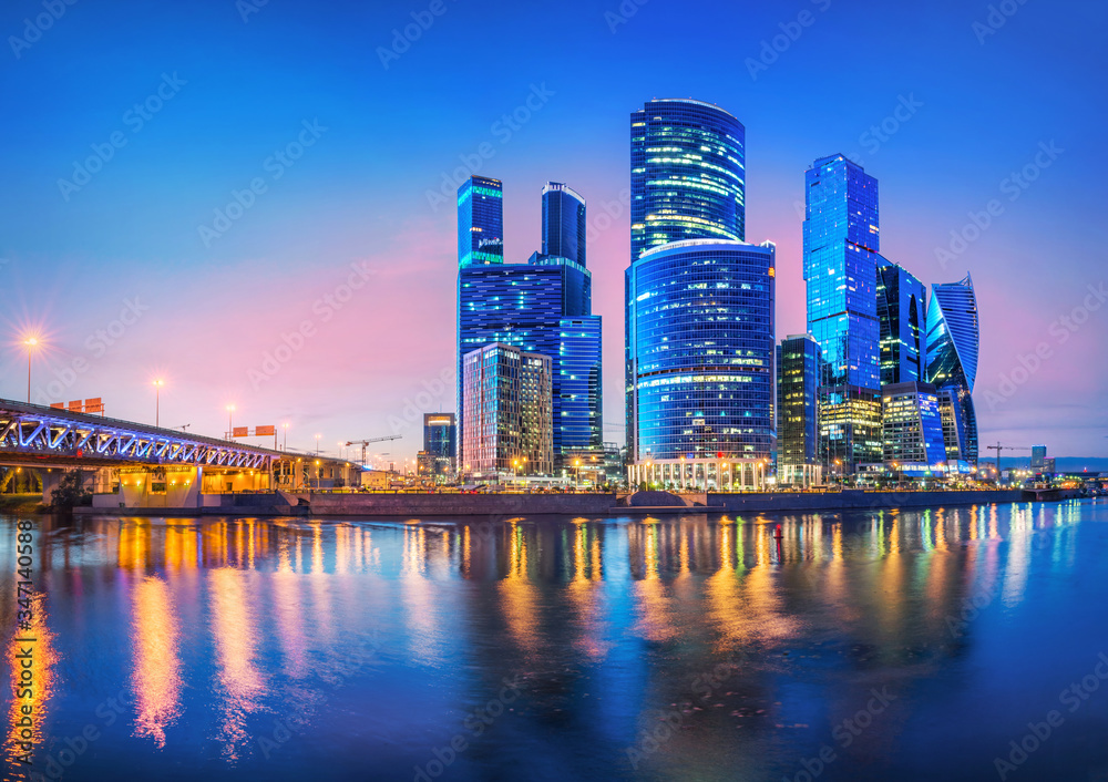 Небоскребы Сити Moscow city skyscrapers and reflection