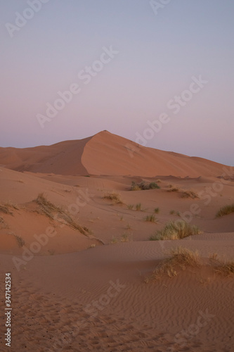 Amanecer en desierto Erg Chebbi, Sahara, Marruecos. Desierto de Sahara en Merzouga © RocioOcan