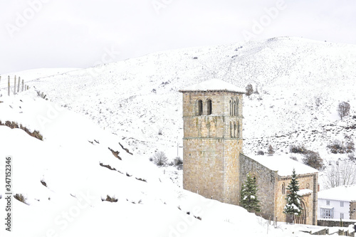 Fotografie Cervatos, Cantabria, Spain; 1-19-2019; views of the church, its bell tower and t