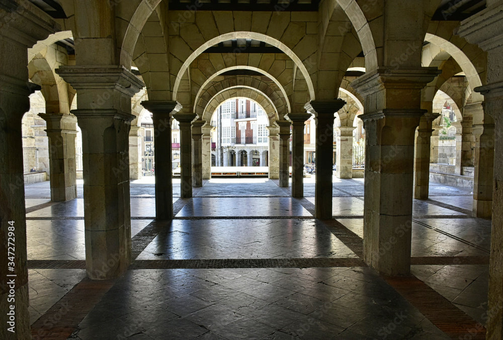 path between columns in the old town hall