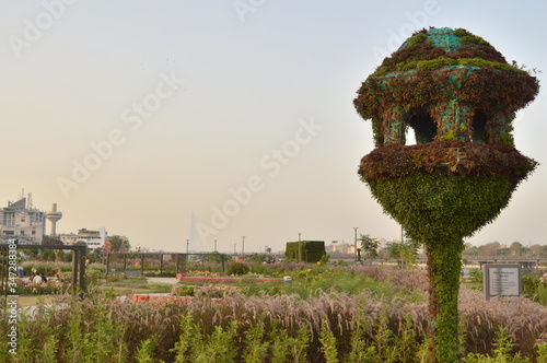 Ahmedabad Riverfront Flowerpark (ID: 347288384)