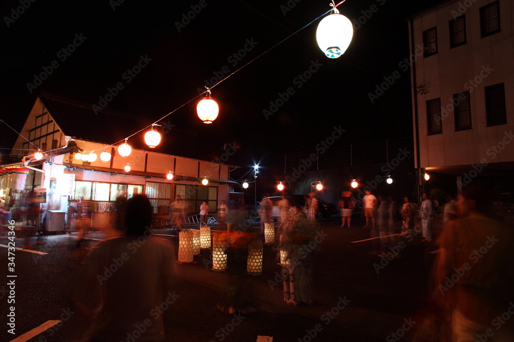 Fototapeta premium 盆踊りの風景