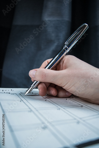 Writing in the calendar 