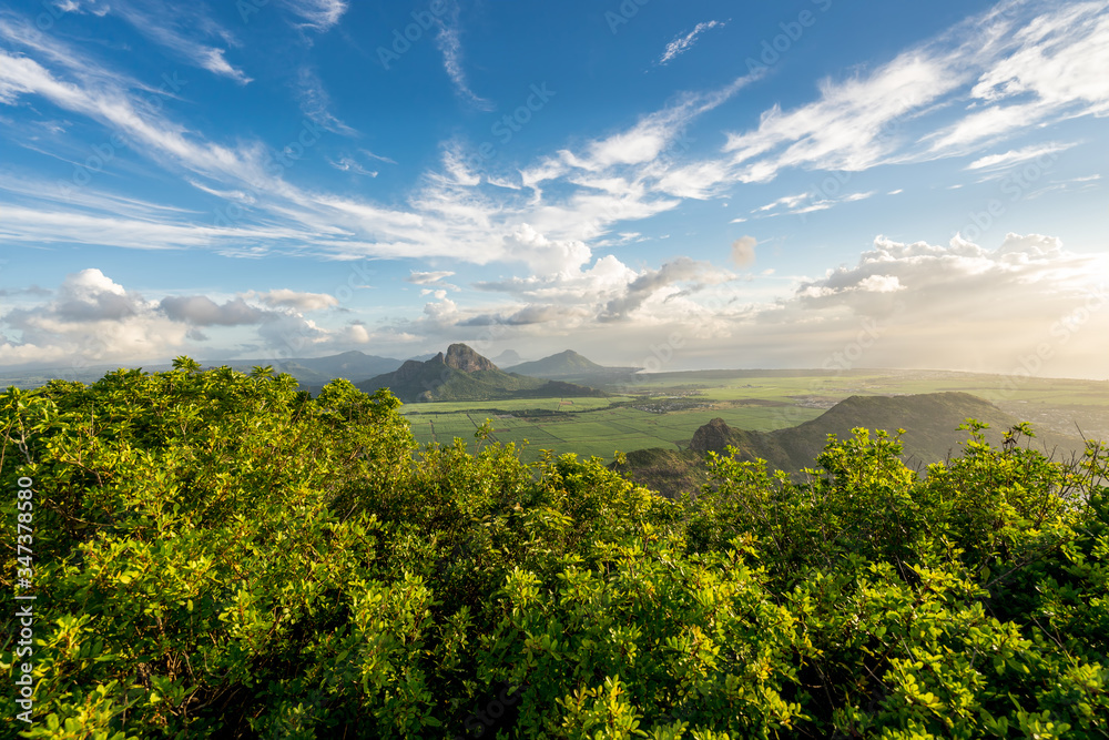 The unbelievable view of the island of Mauritius from a bird's eye view
