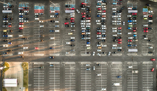 Canvas Print parking samochodowy pod galerią handlową z góry