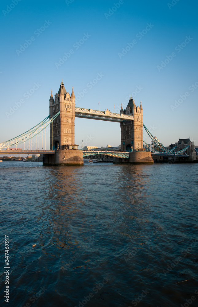Obraz premium Puente de la torre de Londres
