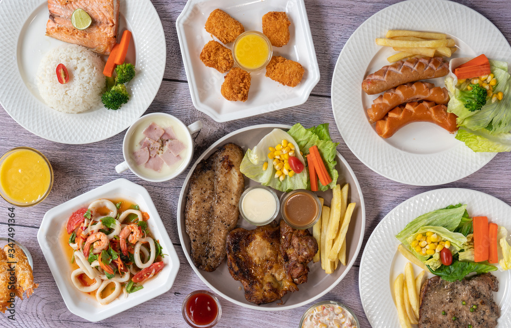 Pork, Beef, Salmon, T-bone, Sirloin, Pork chops, Pork, Beef, Salmon, T-bone, Sirloin, Pork chops,