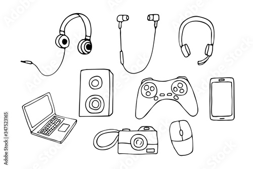 Hand drawn gadgets illustrations set. Doodle gadgets icons set. Hand drawn gadgets collection. 