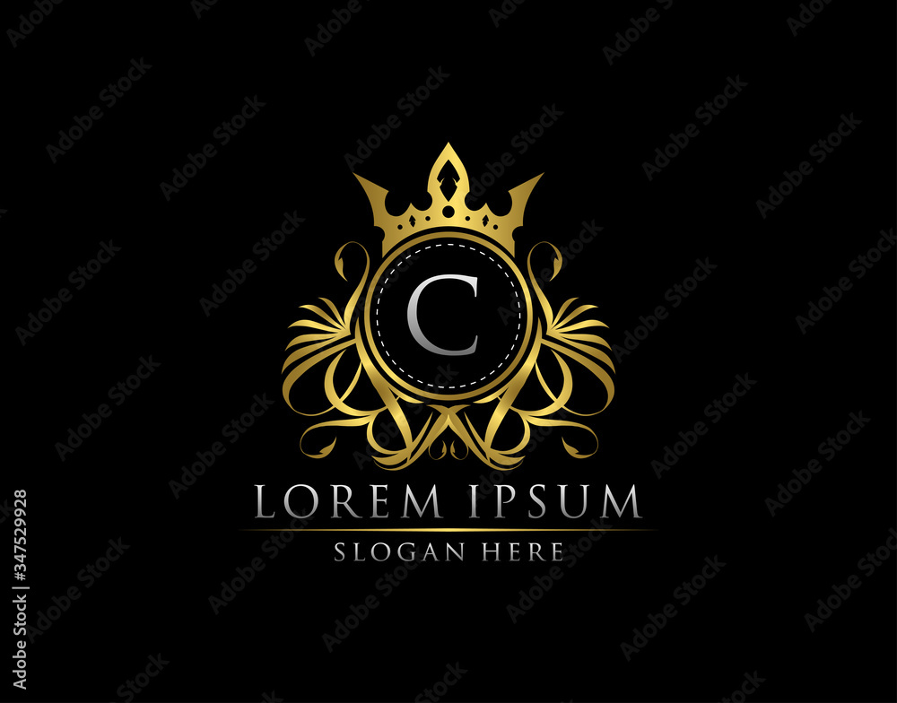 Naklejka premium Premium Royal King C Letter Crest Gold Logo template