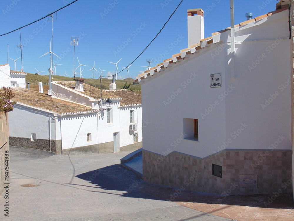 Imágenes de las calles de Alcóntar, pueblo de Almería
