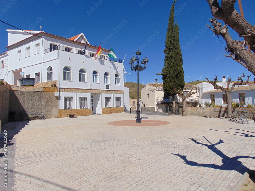 Imágenes de las calles de Alcóntar, pueblo de Almería