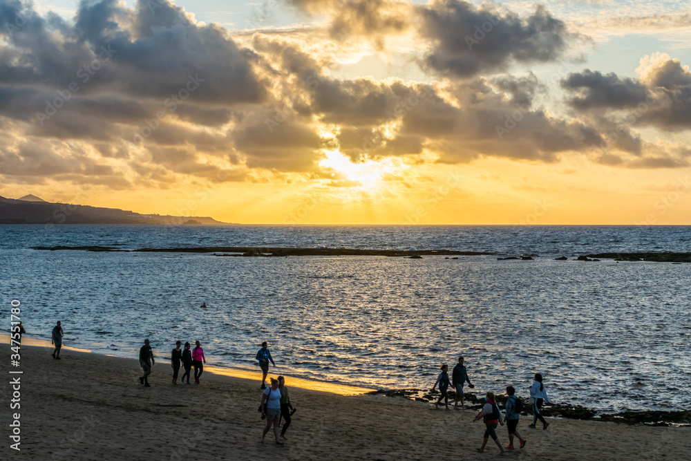 Las Palmas de gran Canaria, Islas Canarias, Spain. 05/09/2020: People walking at Canteras beach. Phase 1 of coronavirus deescalation.
