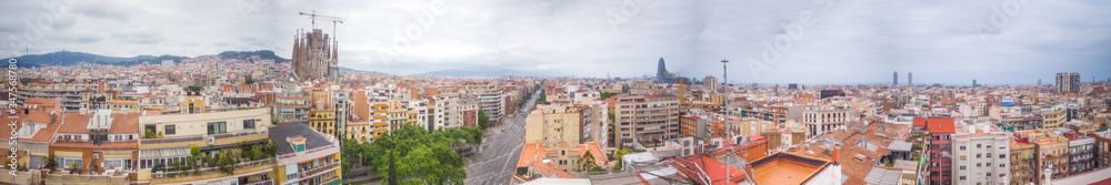 Obraz premium Spain, Barcelona, Aerial view of buildings in the Eixample quarter.
