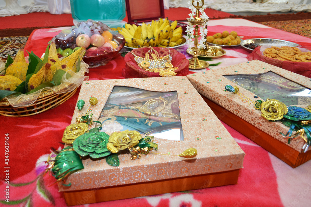 Fototapeta premium Hindu wedding brides accessories 