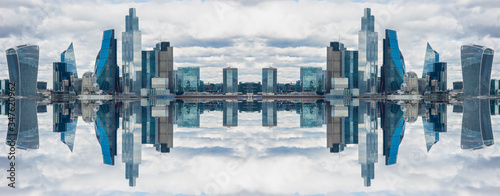 Canvas Print Double horizontal and vertical mirror effect of London, UK city skyline and skys