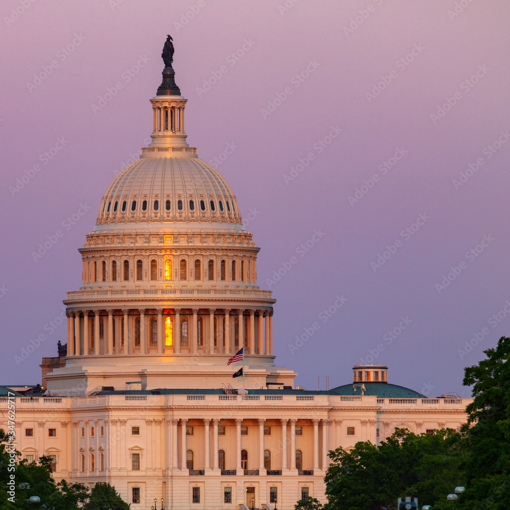 US Capitol Building at Sunset
