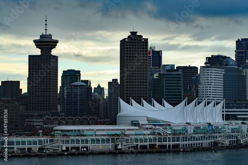 Canada Place and Downtown Vancouver (BC 00469)